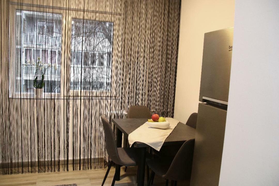 Tania Apartament Oradea Exterior photo