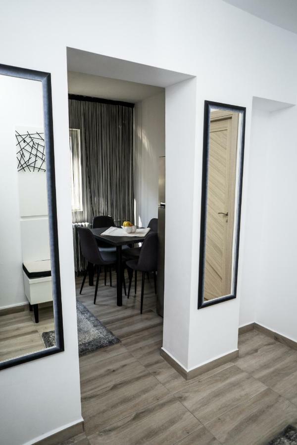 Tania Apartament Oradea Exterior photo